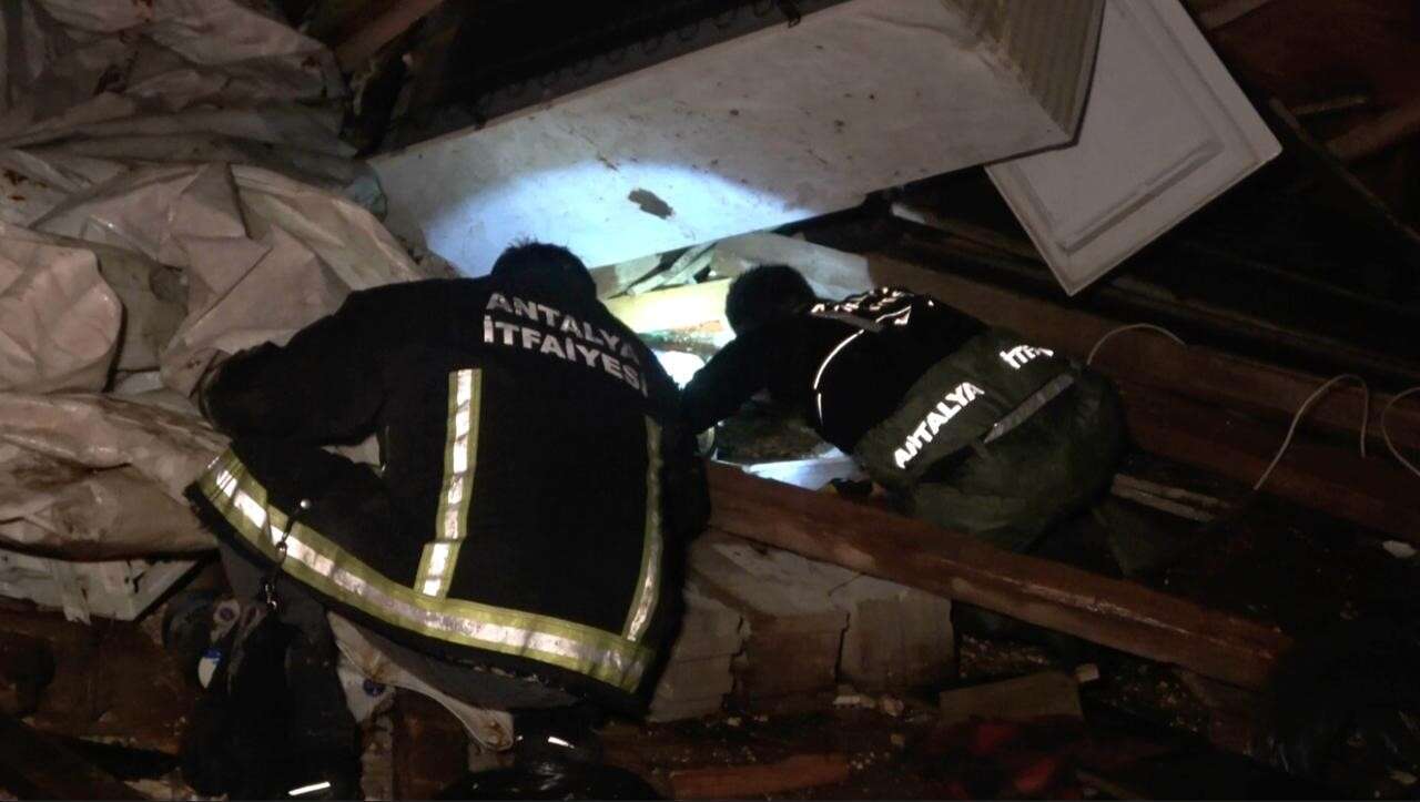 Hortum işçi konteynerlerini parçaladı! 4 ölü, 1 yaralı var 18